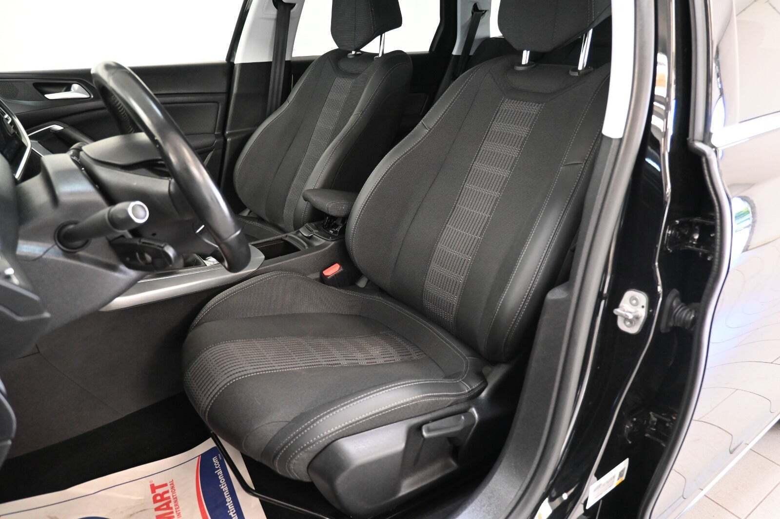 Sort Peugeot 308 fra 2021