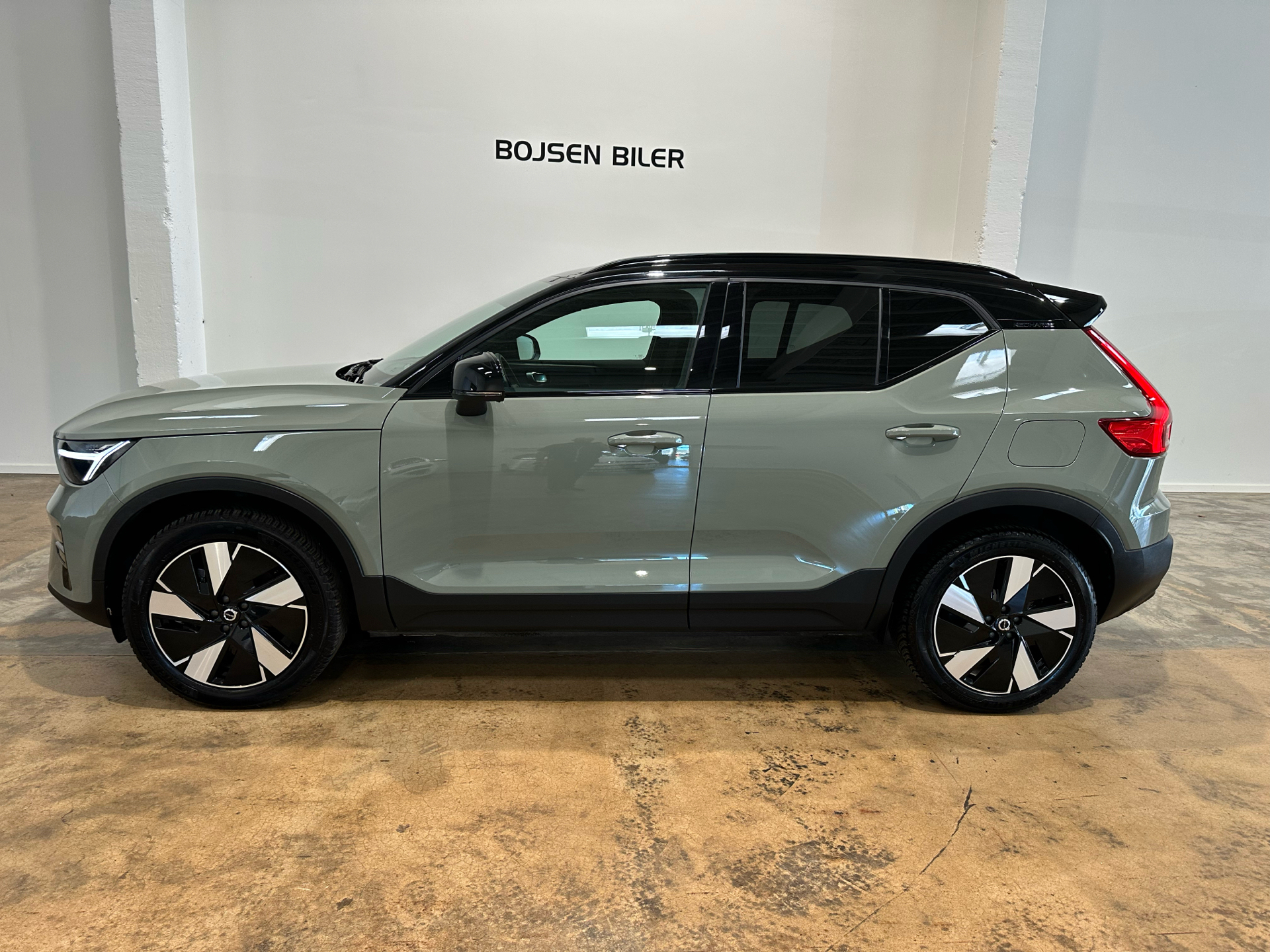 Volvo XC40 Recharge Extended Range Plus 252HK 5d Aut.