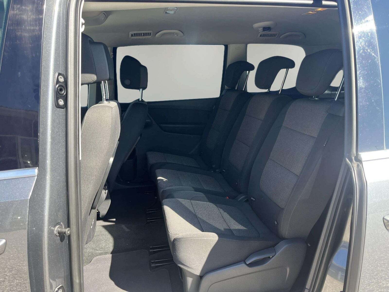 VW Sharan 2,0 TDi 140 Comfortline DSG BMT