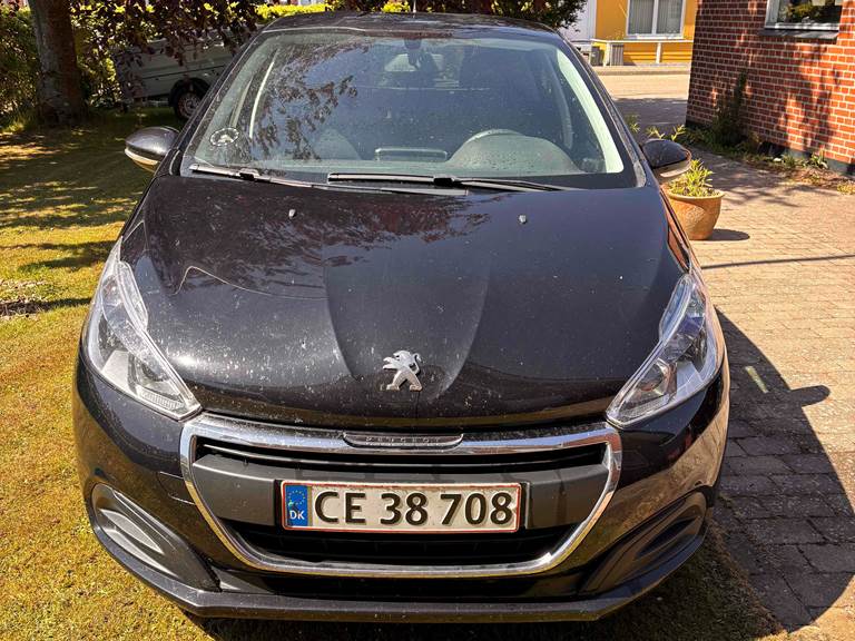 Peugeot 208 1,5 BlueHDi 100 5D