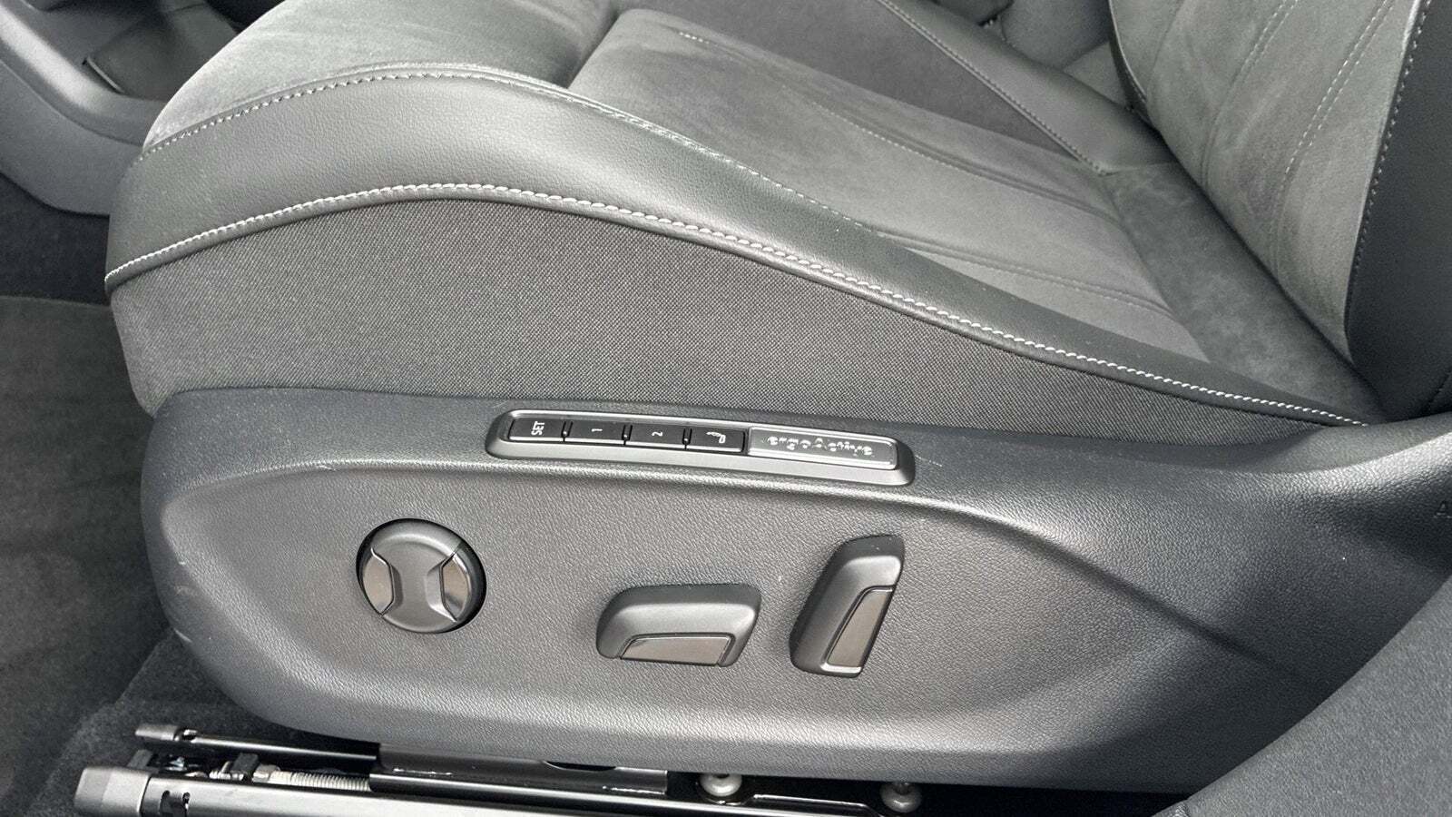 Hvid VW ID.7 fra 2024