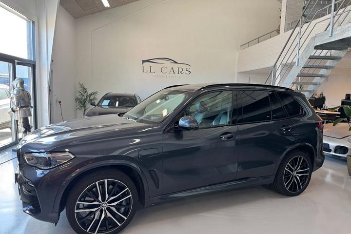 undefined BMW X5 fra 2020