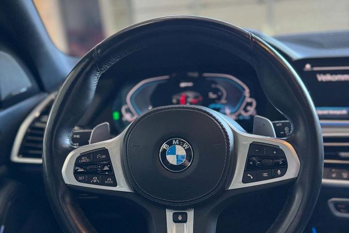 undefined BMW X5 fra 2020