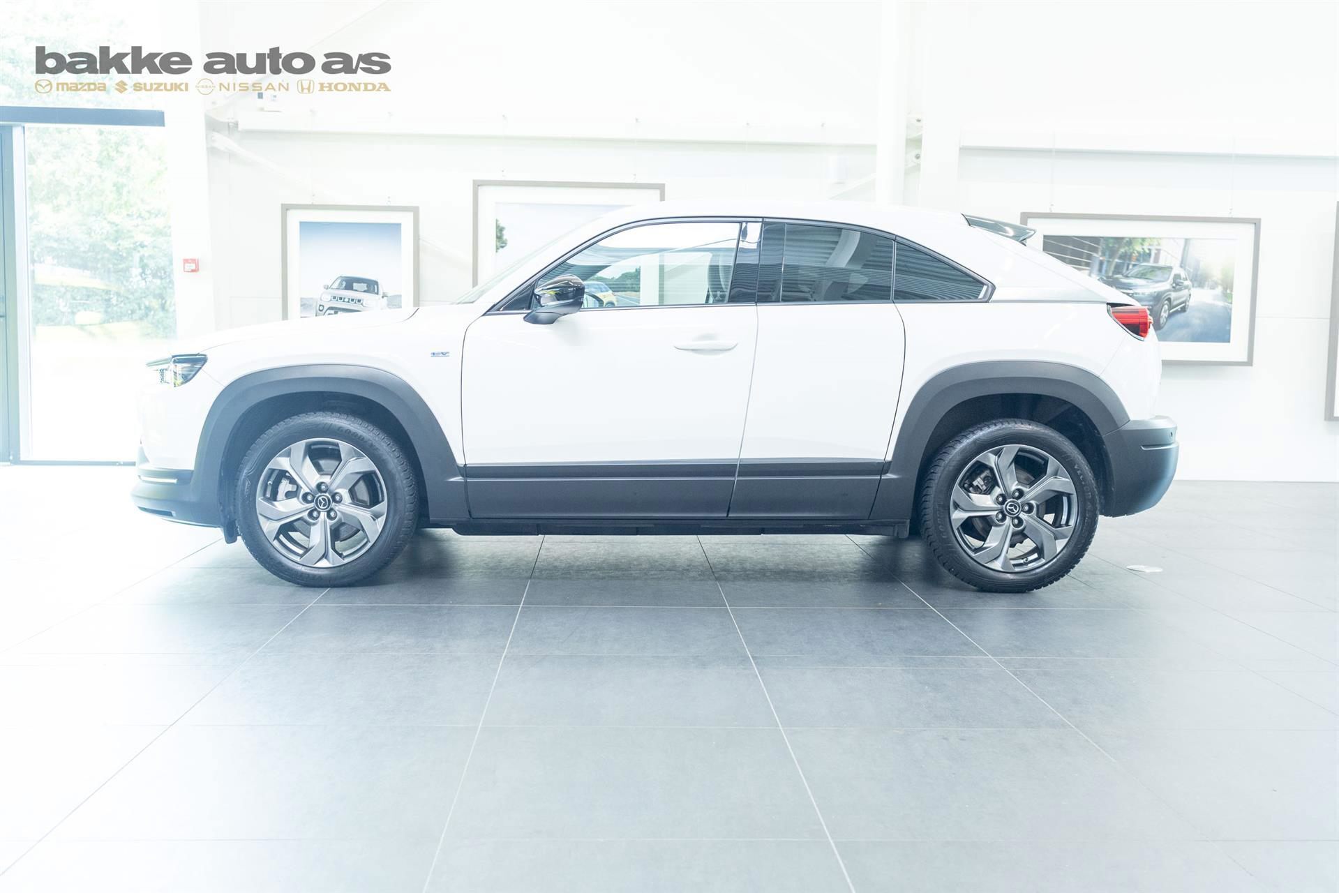 Mazda MX-30 e-Skyactiv Advantage 145HK 5d Aut.