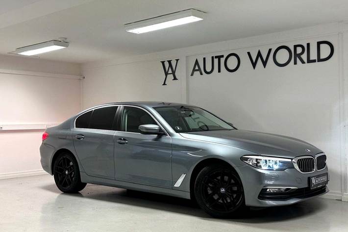 Grå BMW 520i fra 2018
