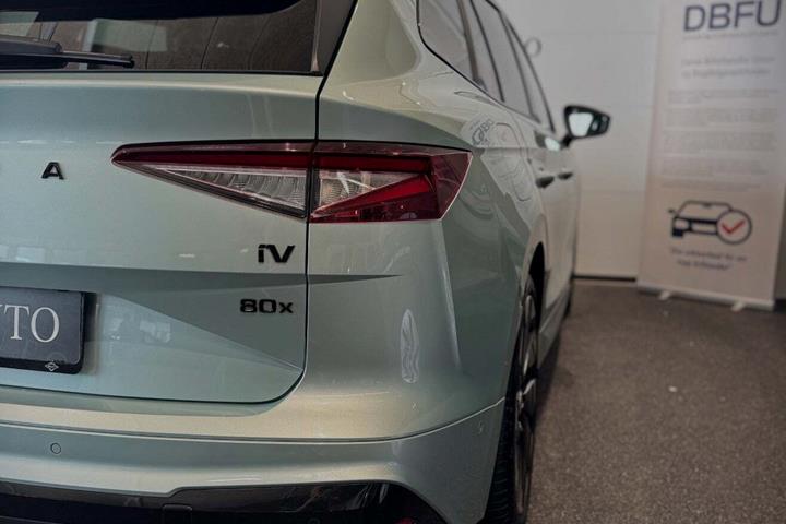 undefined Skoda Enyaq fra 2022