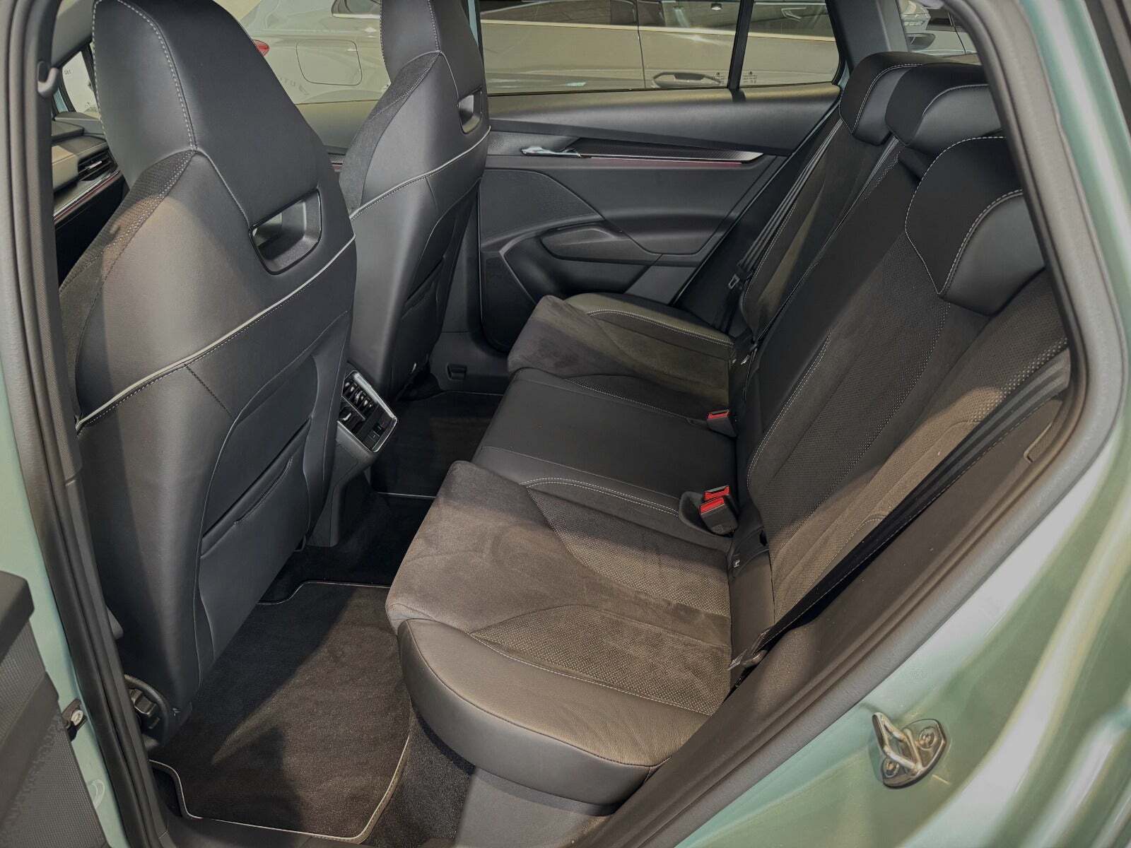 undefined Skoda Enyaq fra 2022