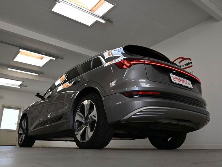 Audi e-tron 55 Advanced Prestige quattro