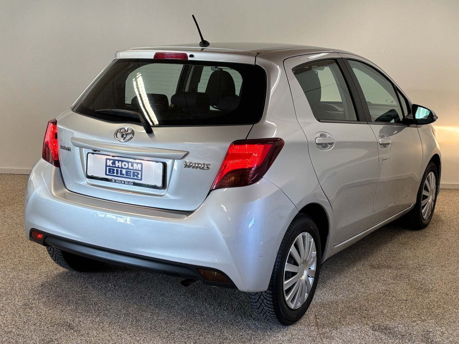 Toyota Yaris 1,0 VVT-i T2