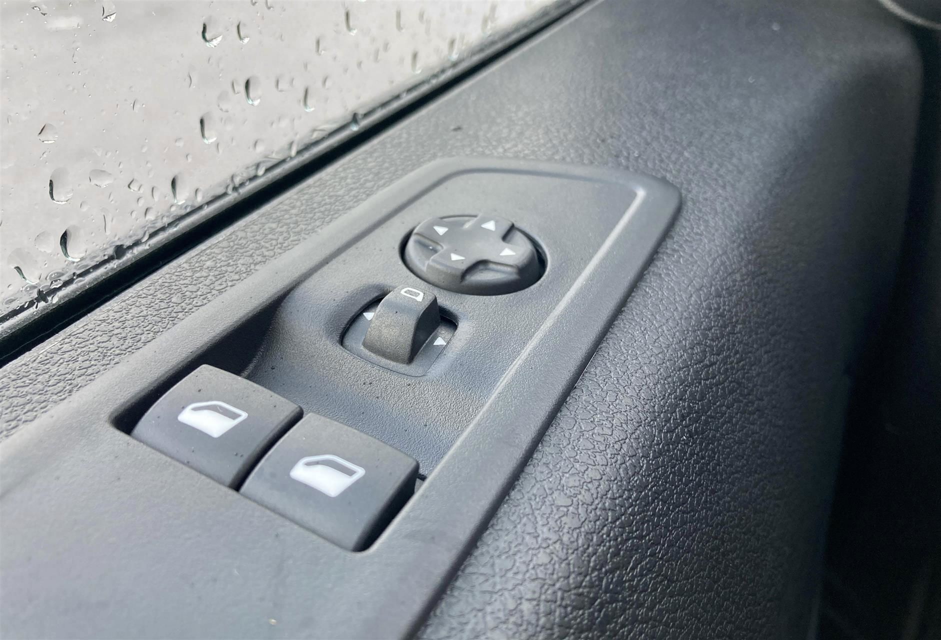 Hvid Toyota ProAce fra 2025