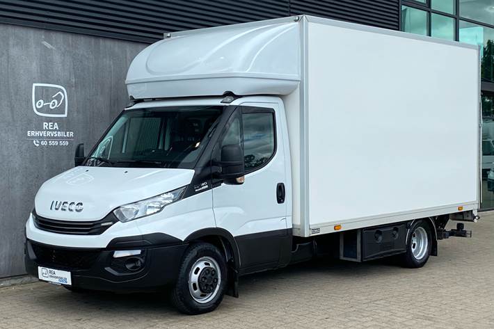 Hvid Iveco Daily fra 2017