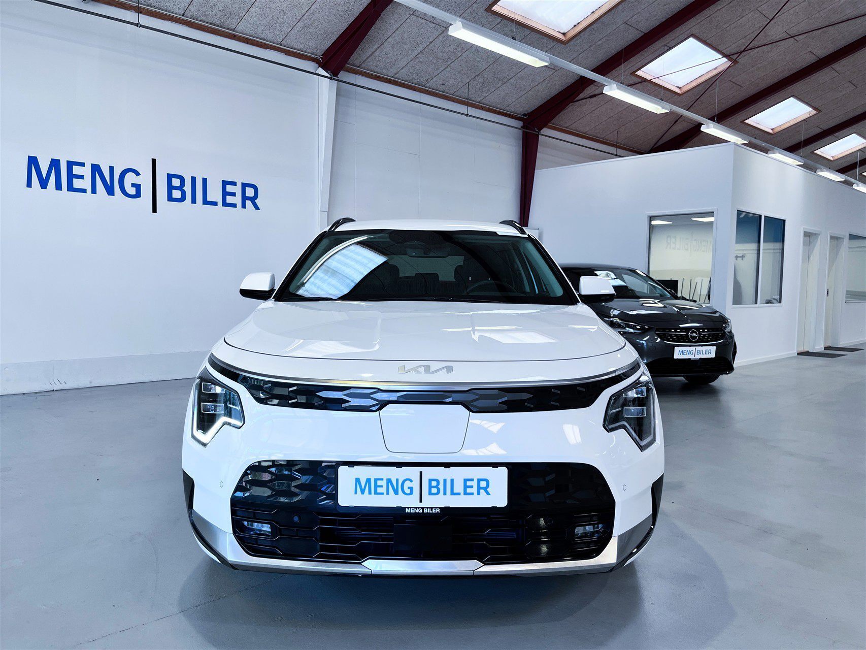 Hvid Kia Niro EV fra 2024