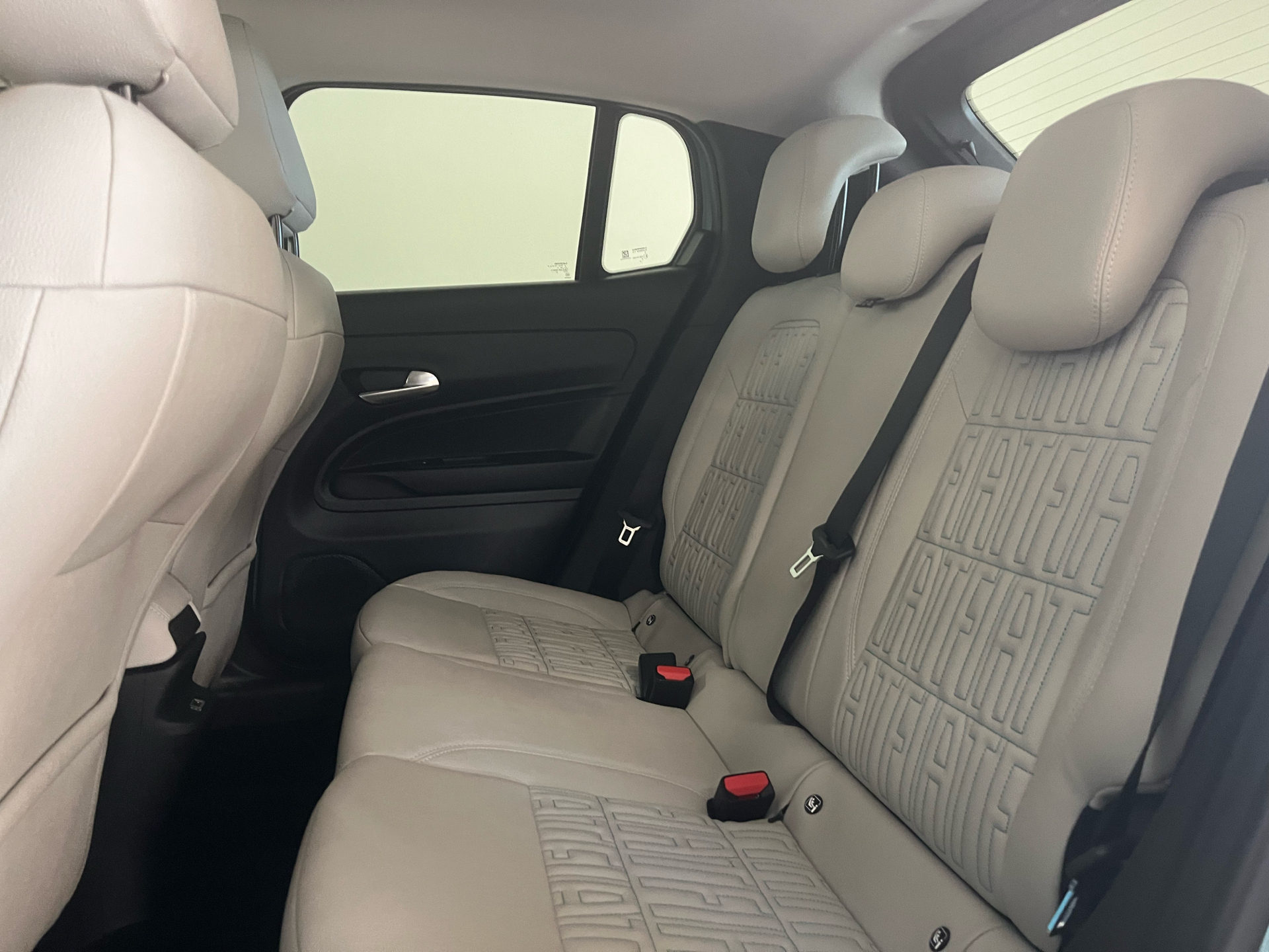 Fiat 600e EL La Prima 156HK 5d Aut.