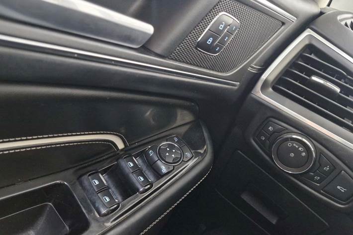 undefined Ford S-MAX fra 2017