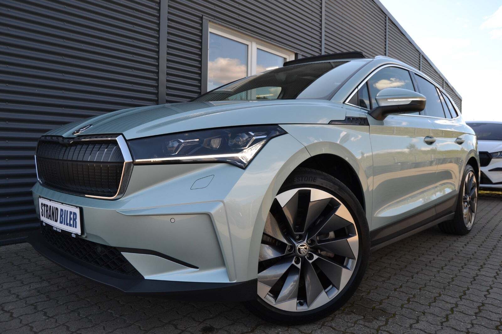 Grøn Skoda Enyaq fra 2021