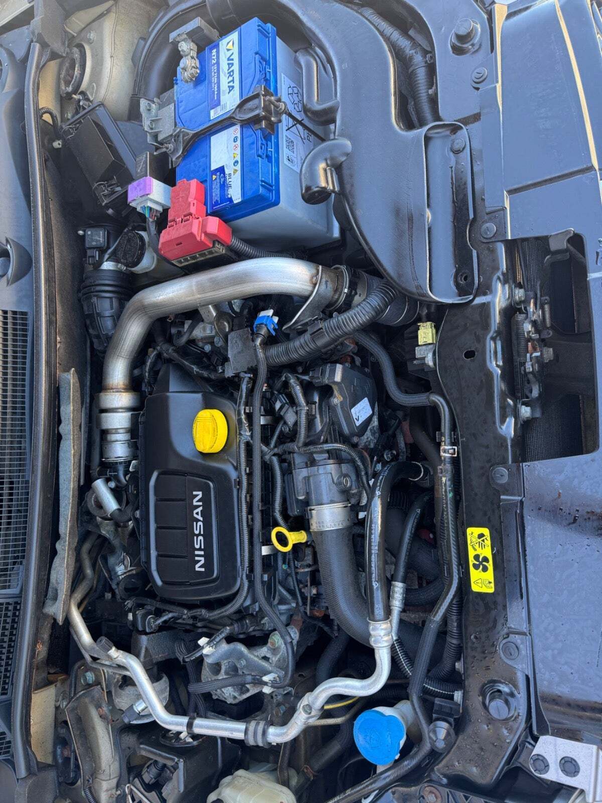 Beige Nissan Qashqai fra 2012