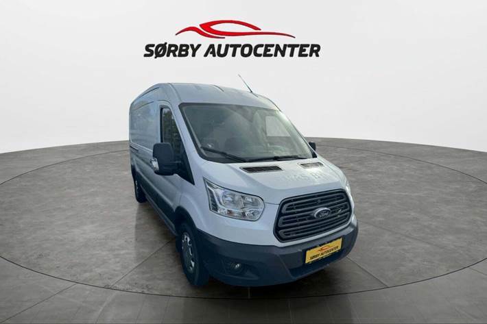 Hvid Ford Transit Custom 310S fra 2018 set udefra