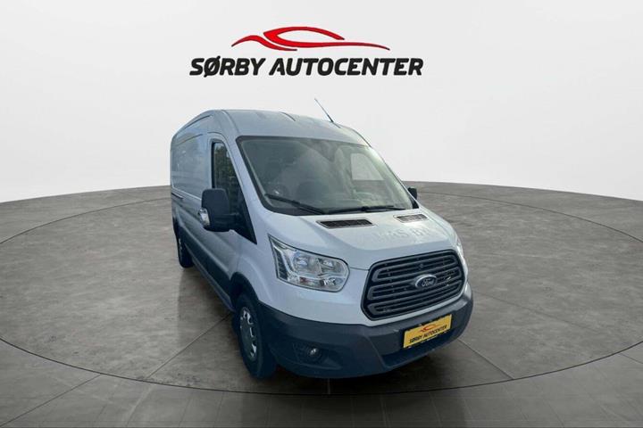 Hvid Ford Transit Custom 310 L1 fra 2018 set udefra