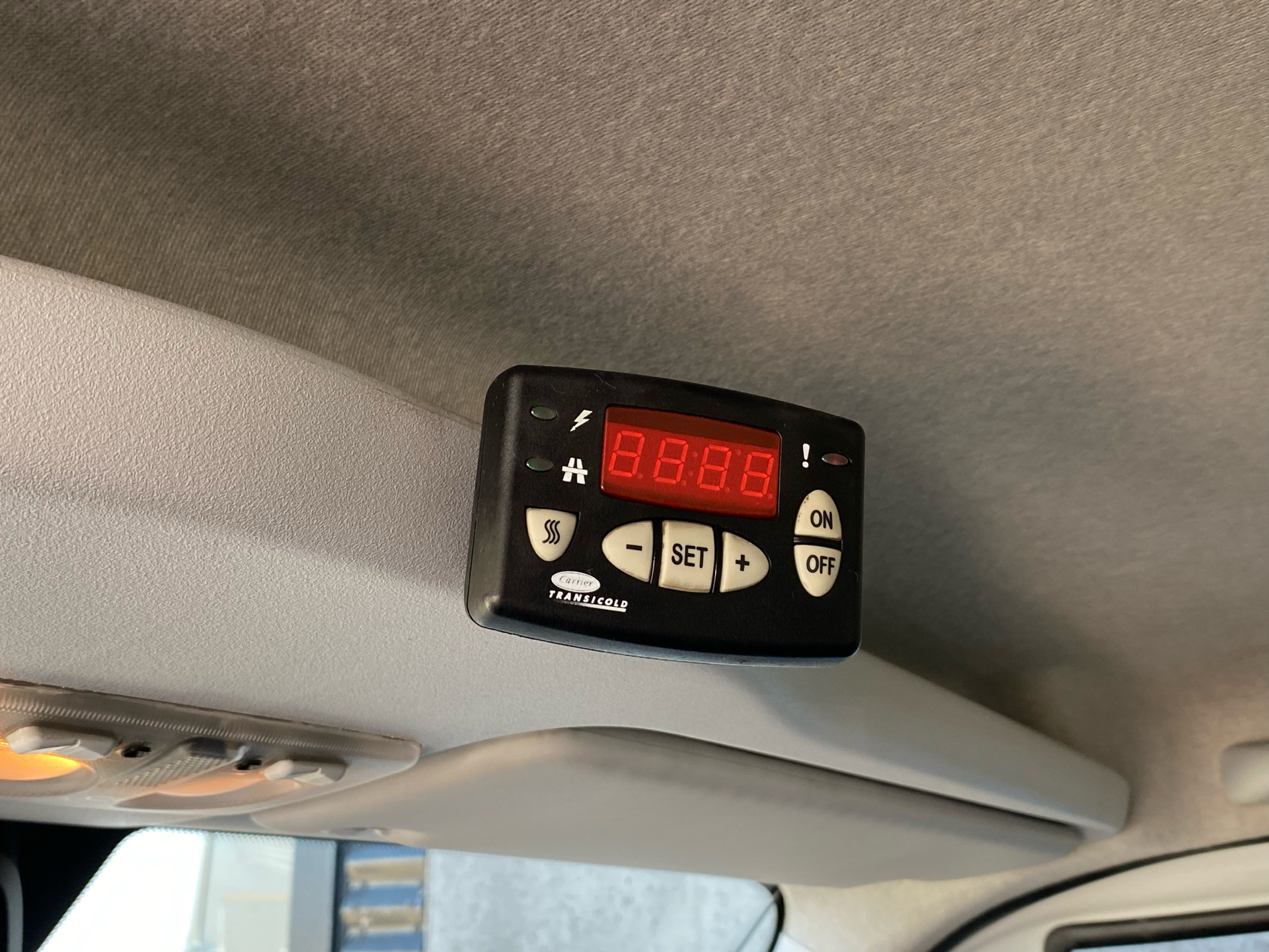 Hvid Iveco Daily fra 2016