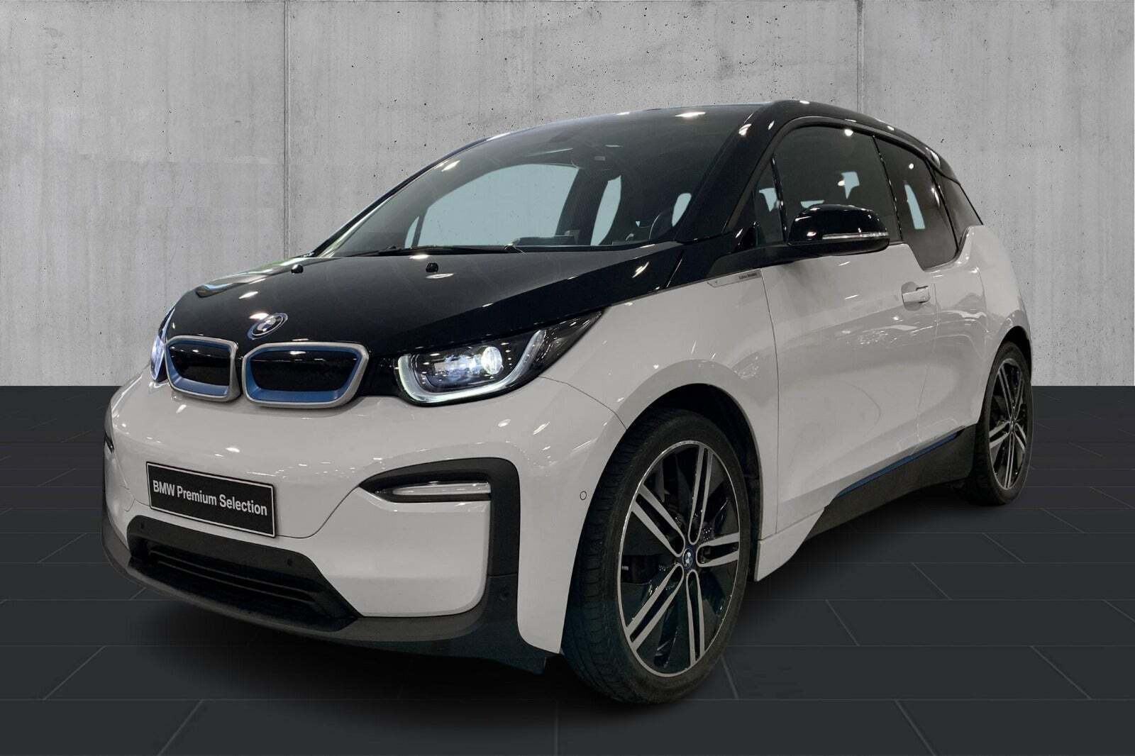undefined BMW i3 fra 2022 set udefra