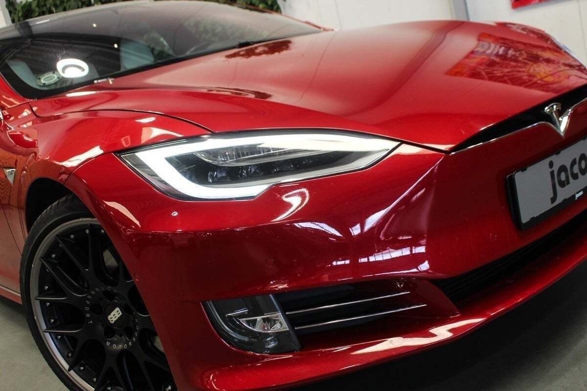 Tesla Model S 100D