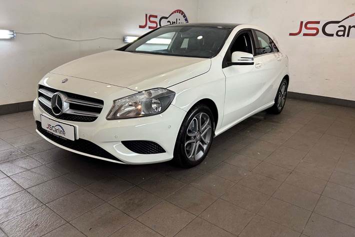 Hvid Mercedes A200 fra 2014