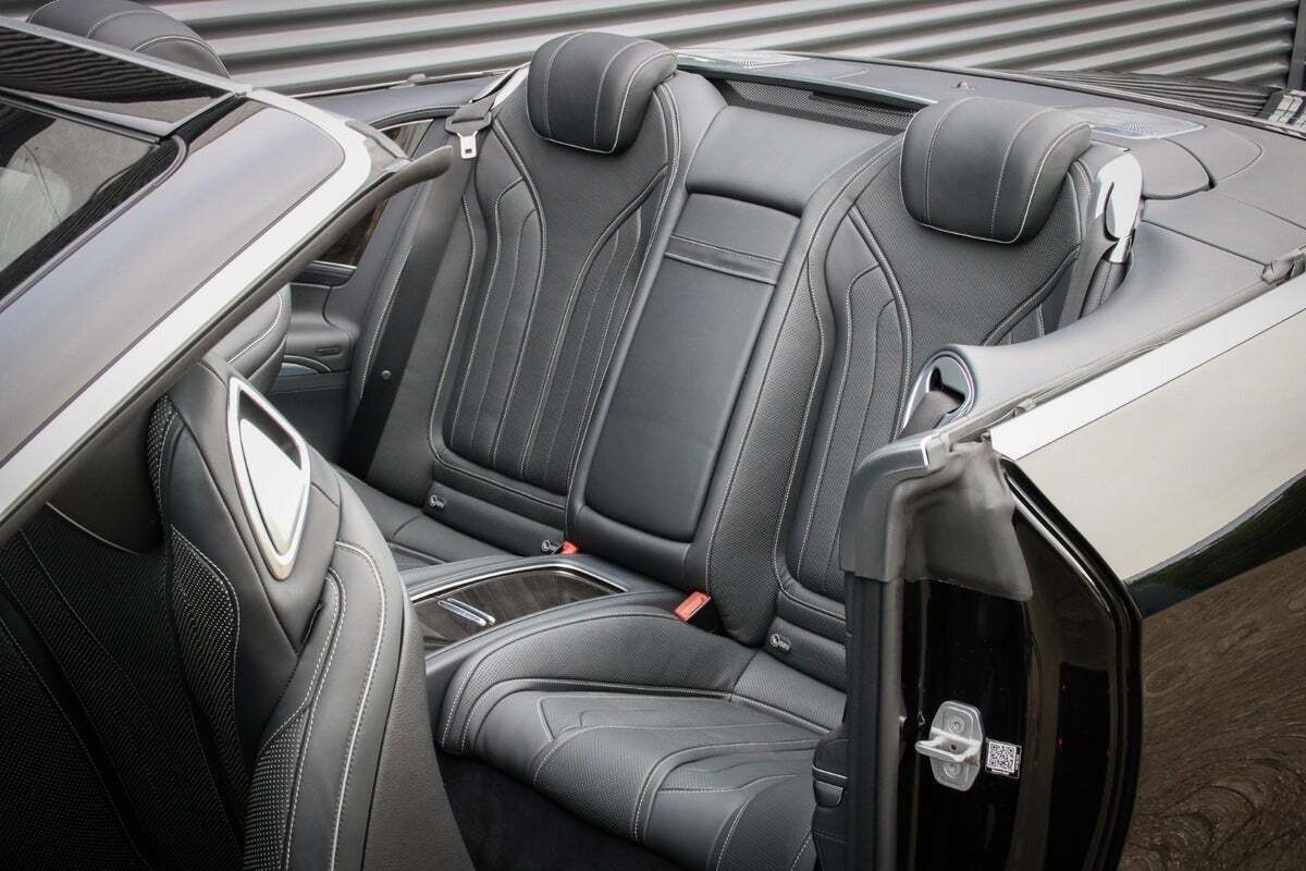 Sort Mercedes S500 fra 2016