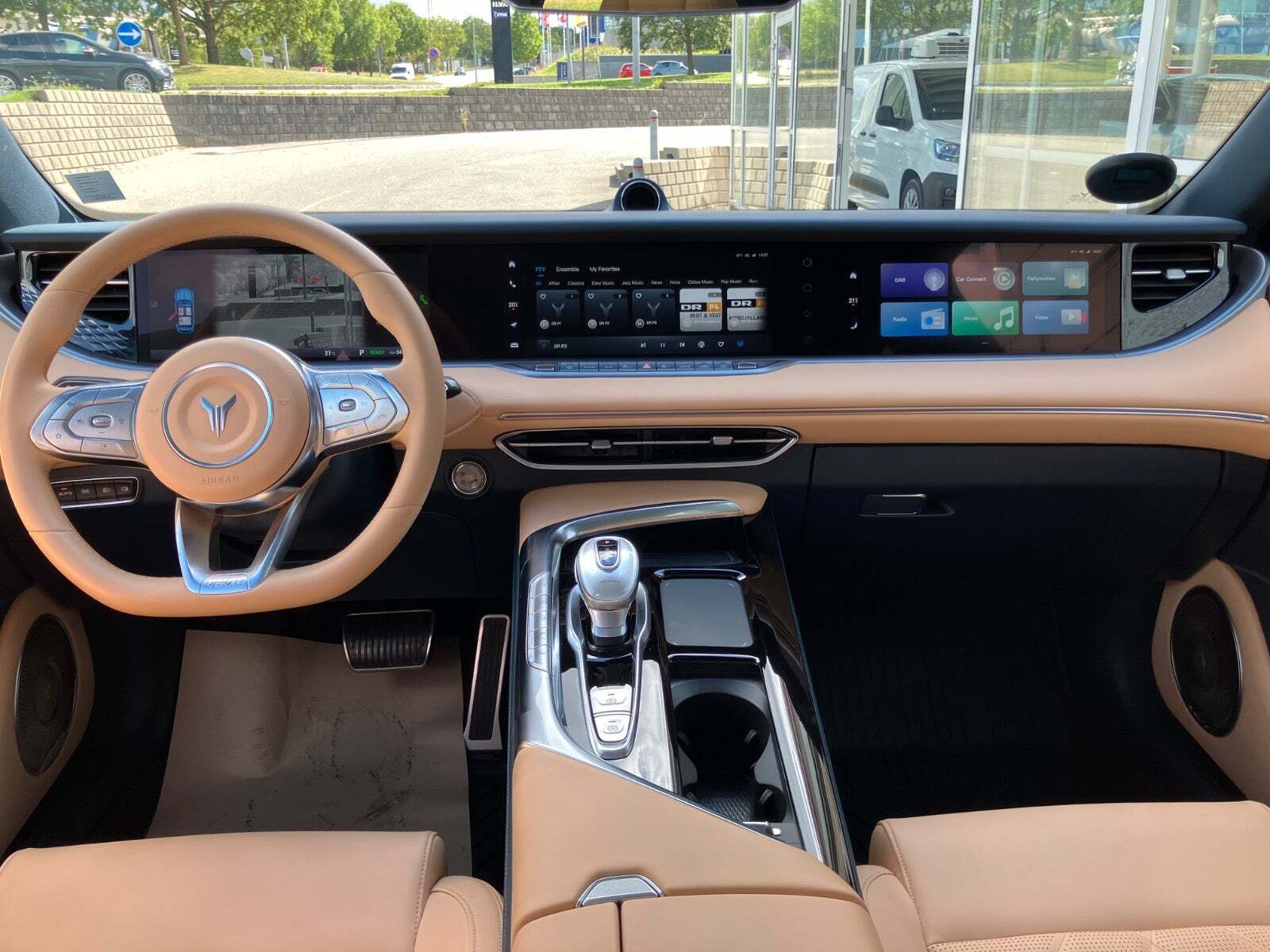 Blå Voyah Free fra 2024 set indefra