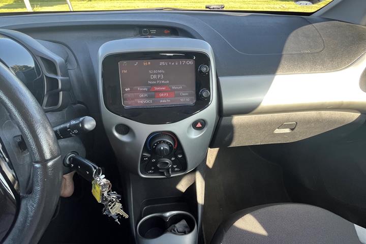 Grå Toyota Aygo 1,0 fra 2014