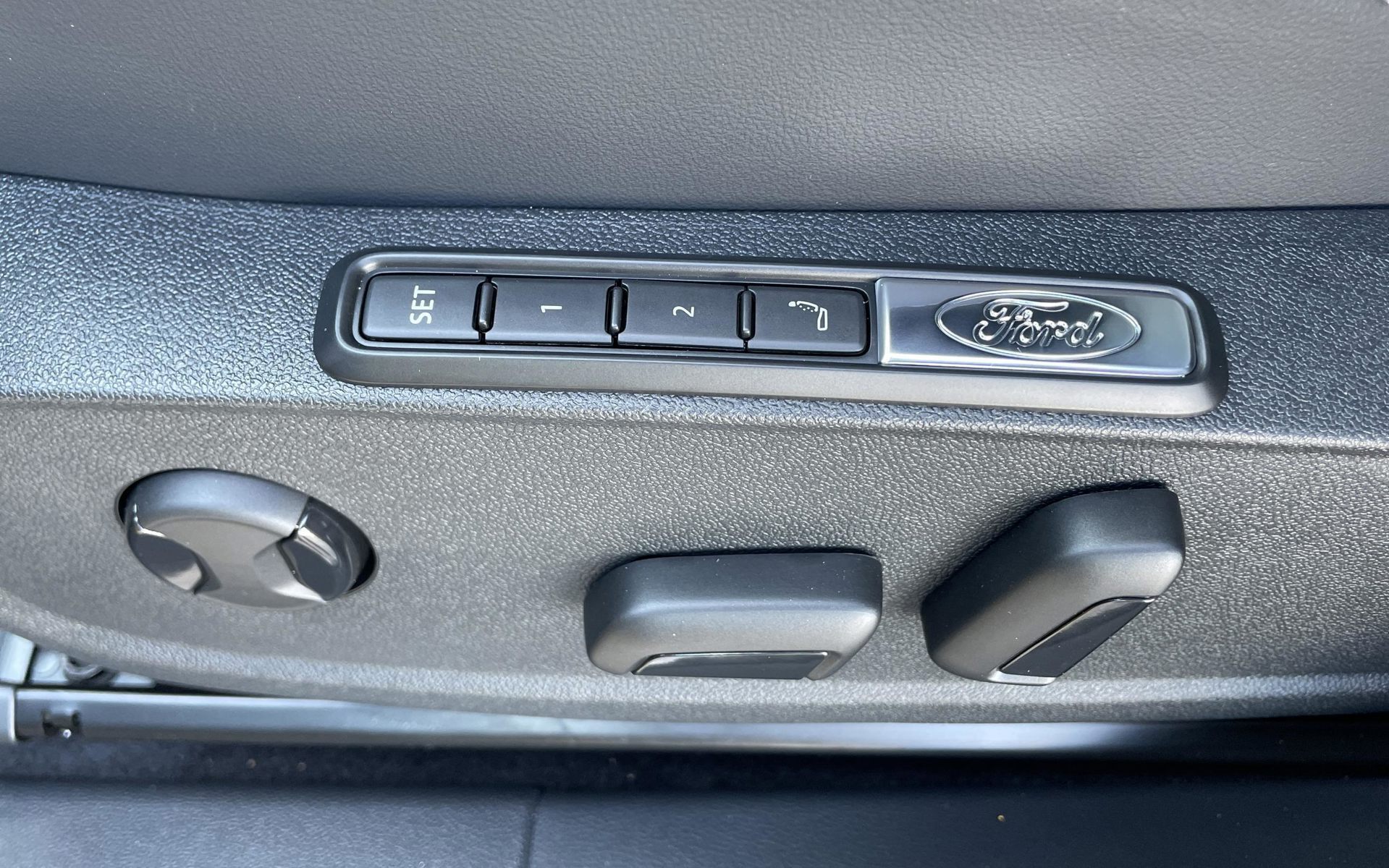 Gul Ford Capri fra 2025