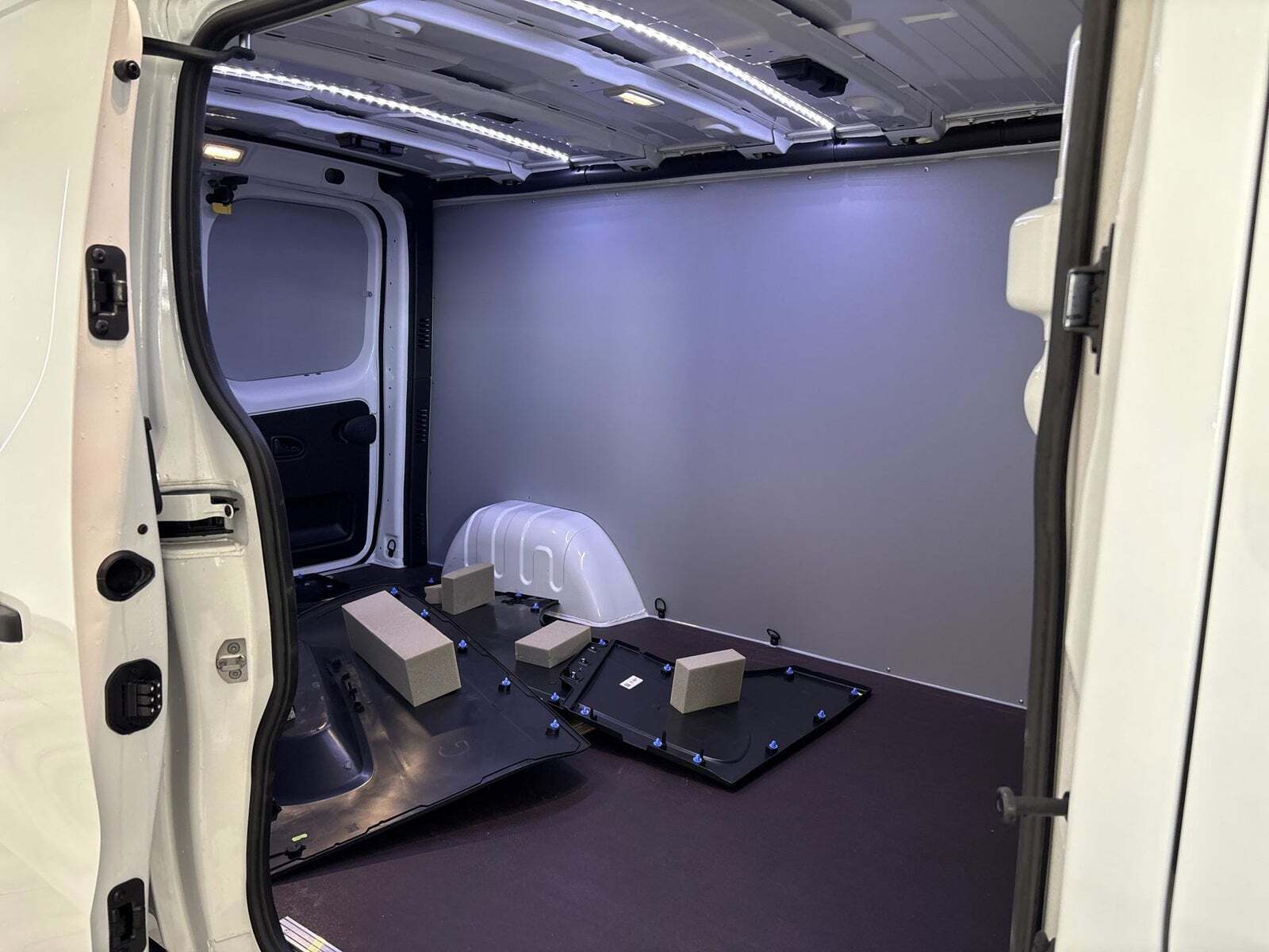 Nissan Primastar 2,0 dCi 150 L2H1 Tekna Van