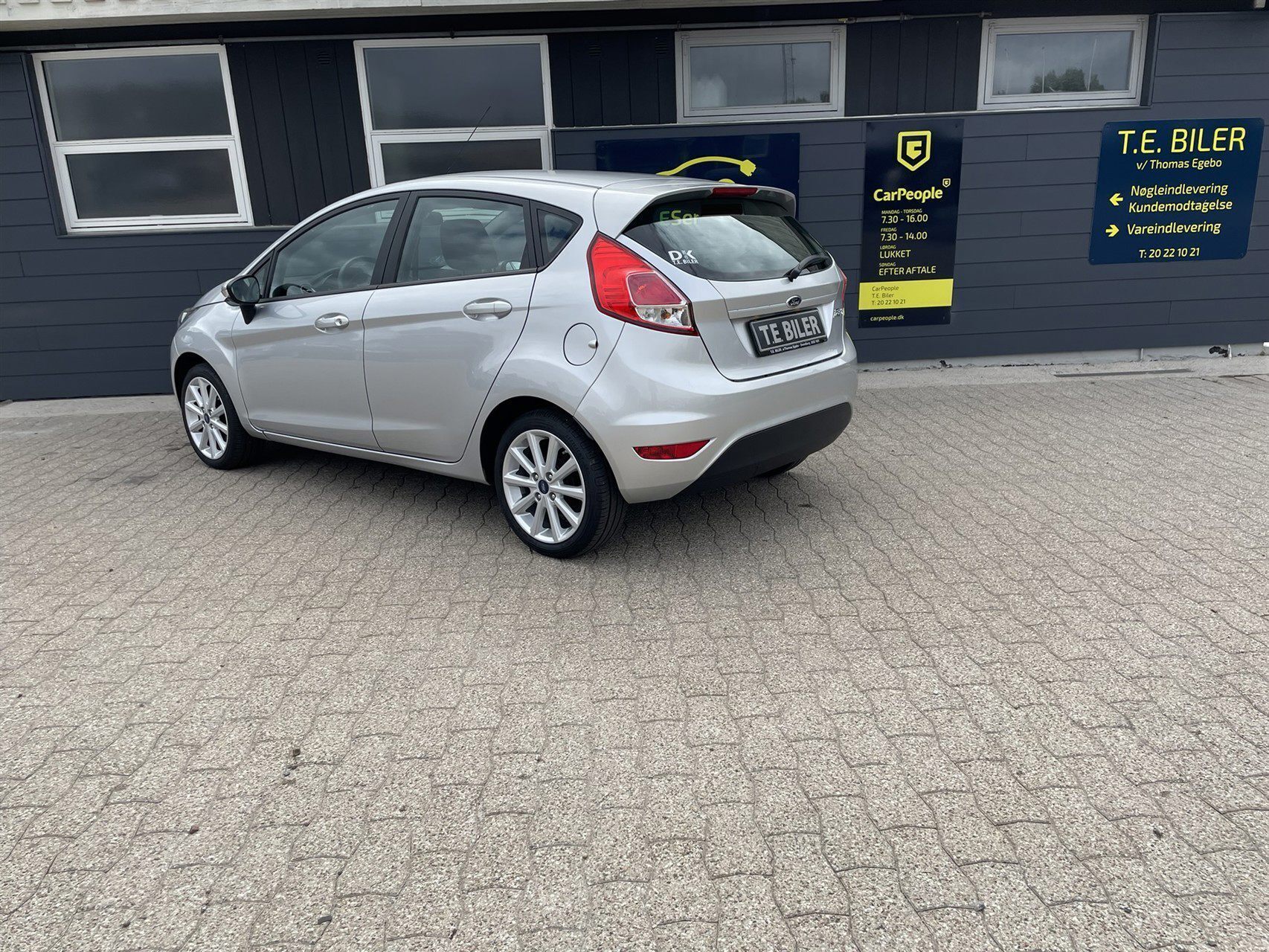 Sølv Ford Fiesta fra 2015