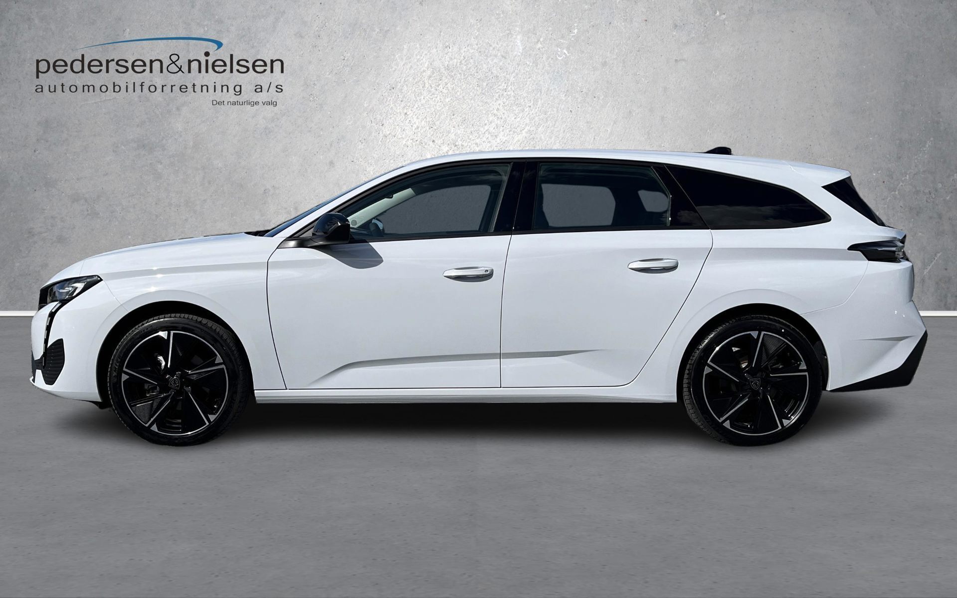 Peugeot E-308 EL Style 156HK Stc Aut.