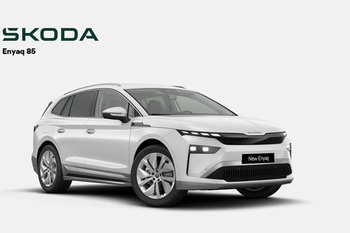 Hvid Skoda Enyaq fra 2026 set udefra