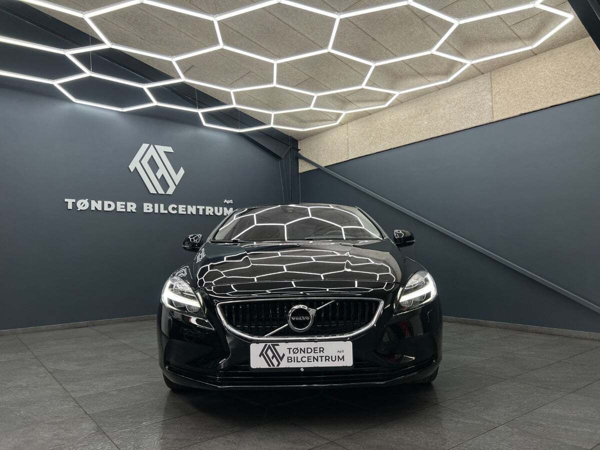 Volvo V40 2,0 D3 150 Momentum