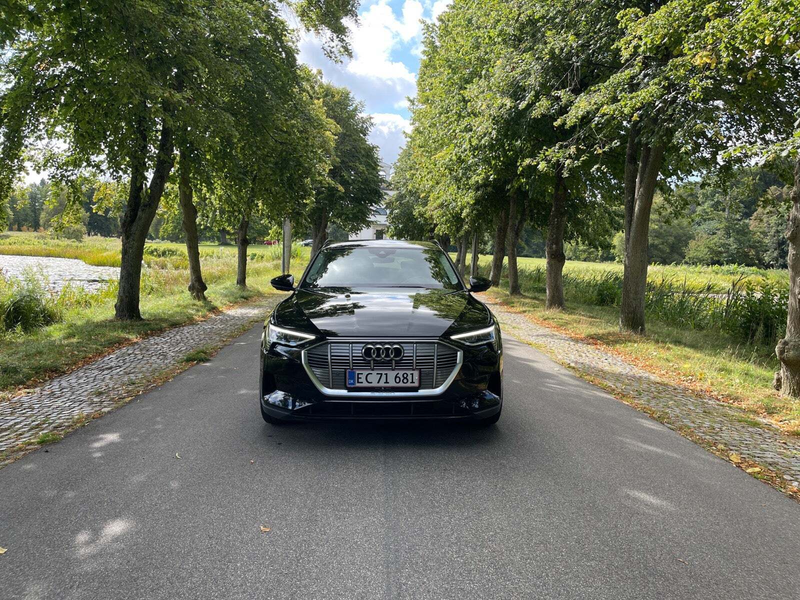 Audi e-tron 50 quattro