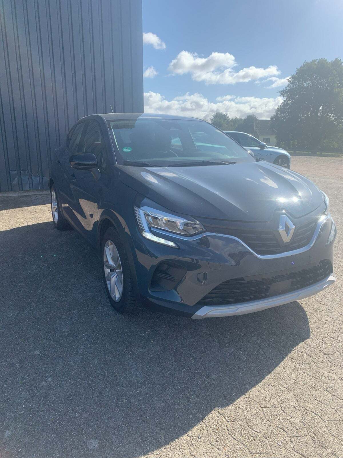 Renault Captur 1,6 E-Tech Zen