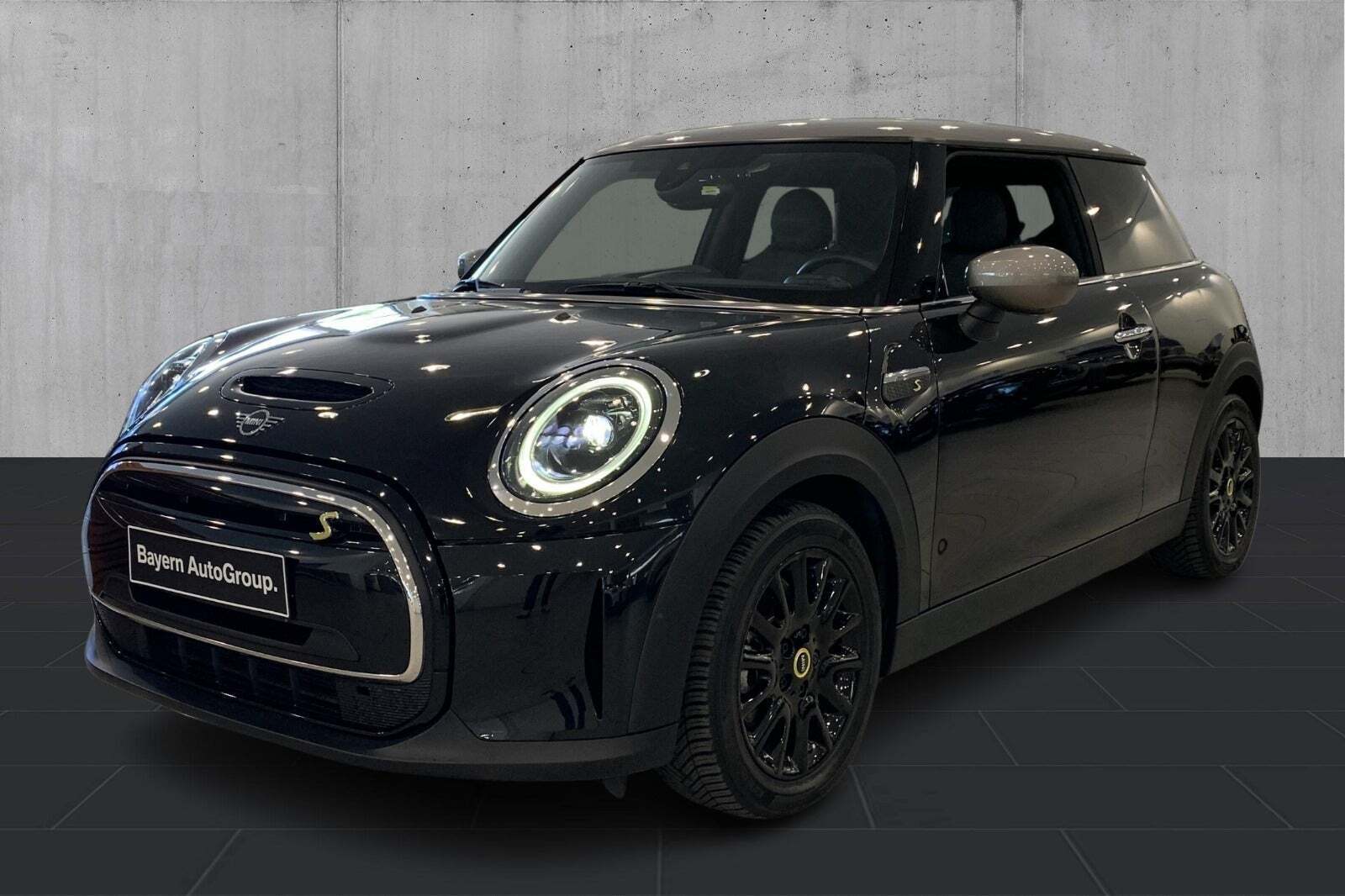undefined Mini Cooper SE fra 2023 set udefra