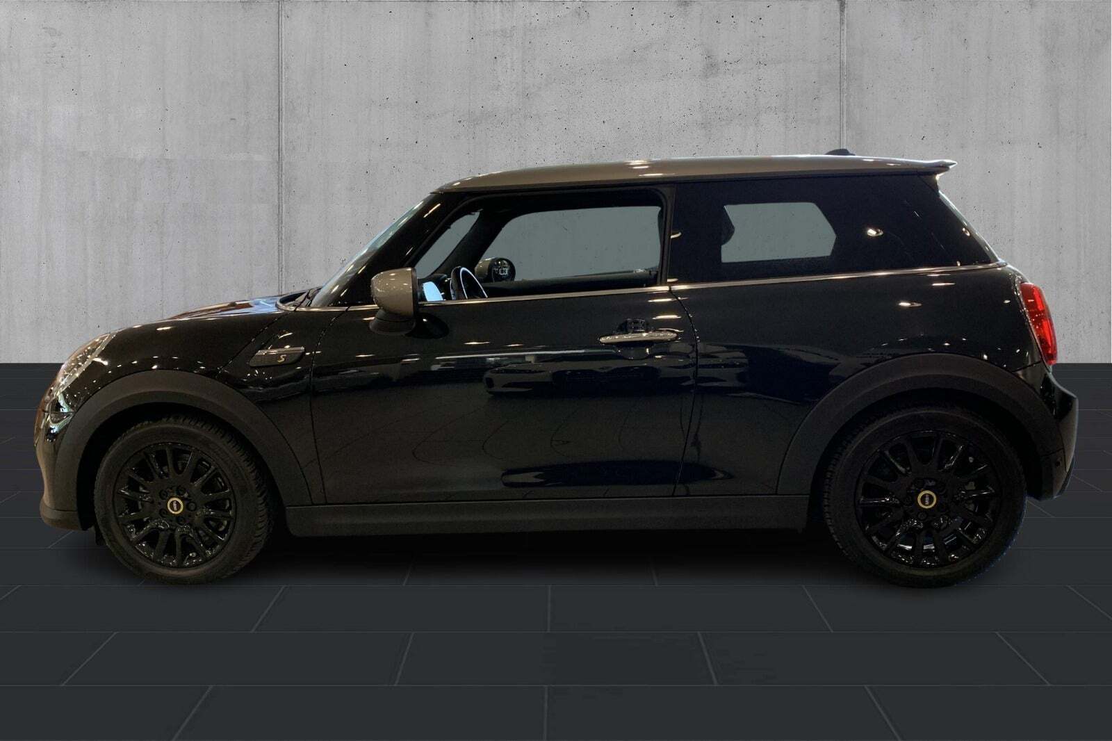 Mini Cooper SE Classic Trim