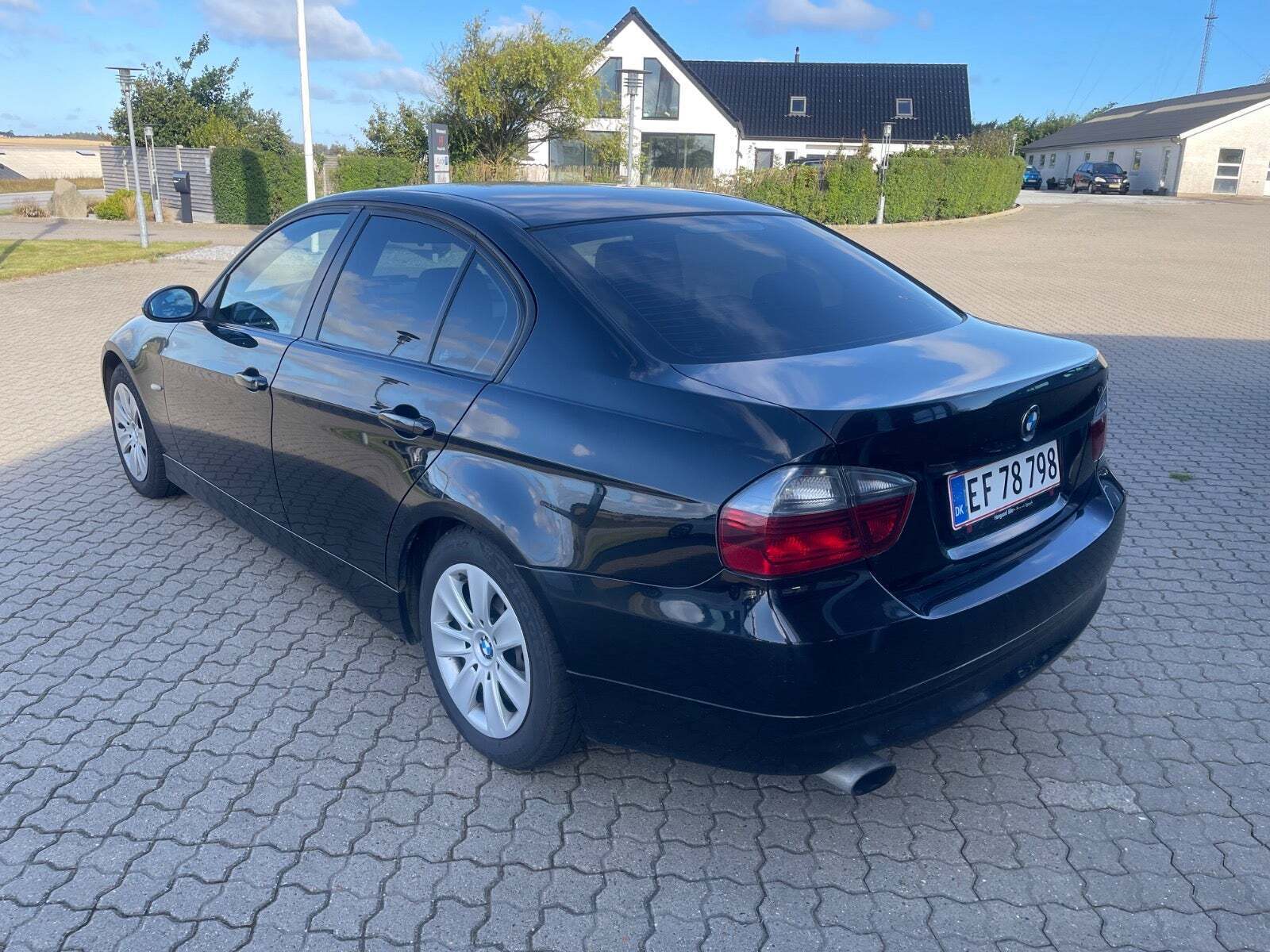 BMW 318i