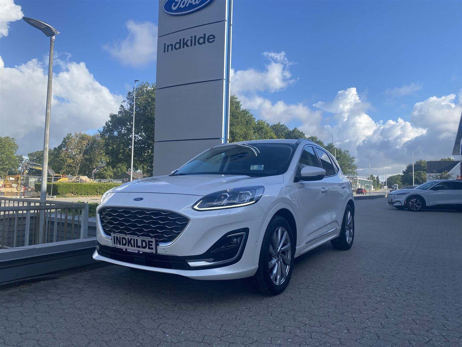 Ford Kuga 2,5 PHEV Vignale CVT