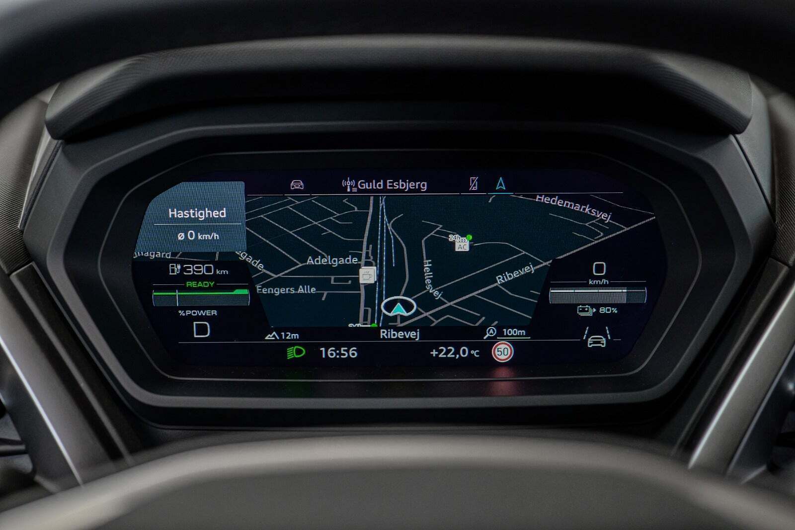 Grå Audi Q4 e-tron fra 2024