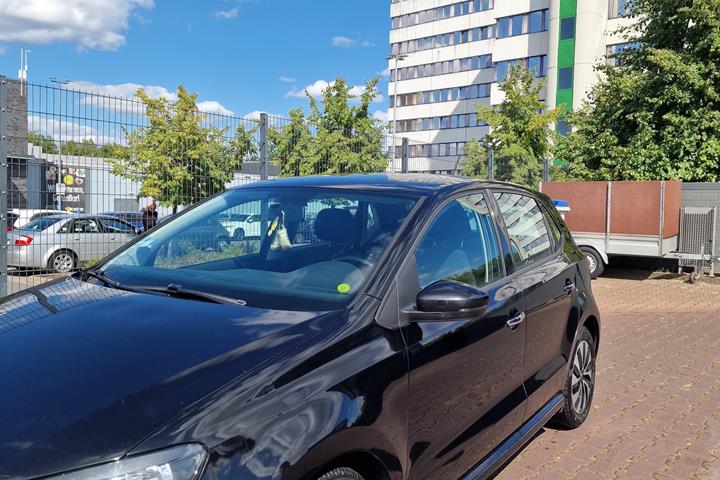 Sort VW Polo fra 2015