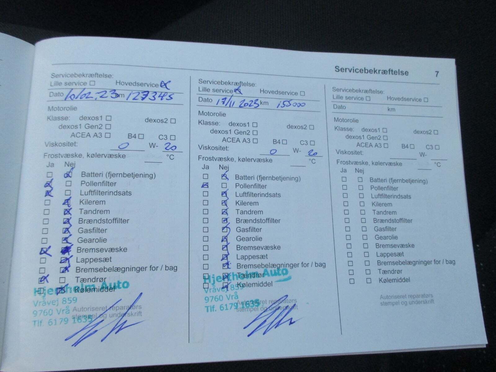 Grå Opel Karl fra 2018