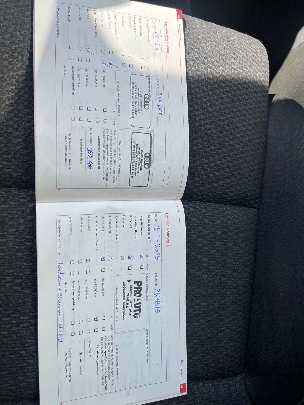 Sølv Audi A2 fra 2003