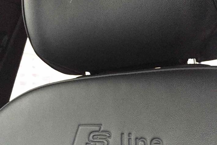 Brun Audi Q5 fra 2012