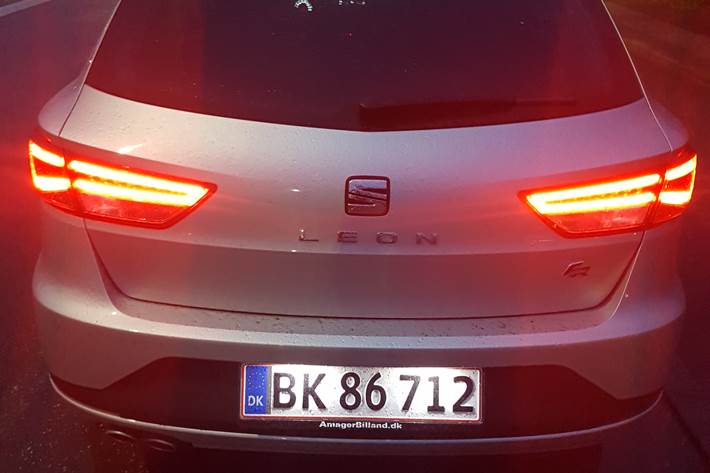 Grå Seat Leon fra 2016