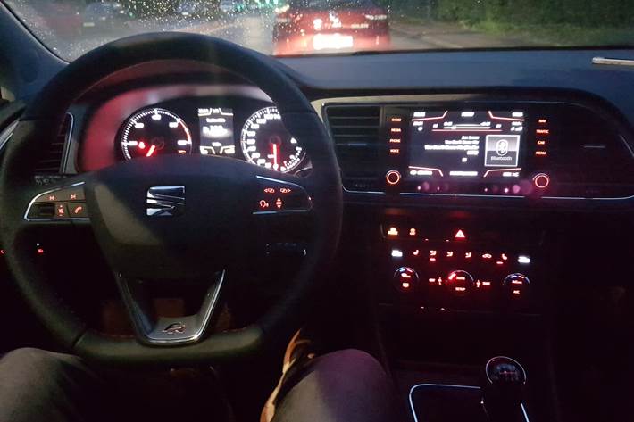 Grå Seat Leon fra 2016