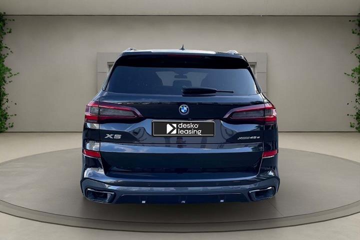 undefined BMW X5 fra 2022