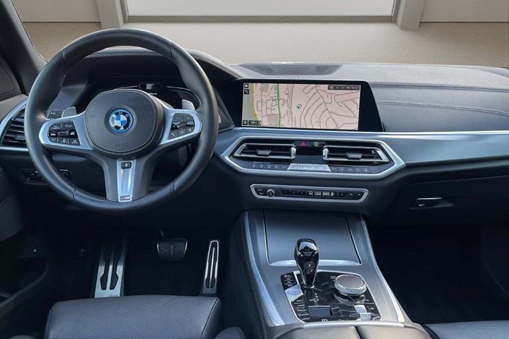 undefined BMW X5 fra 2022